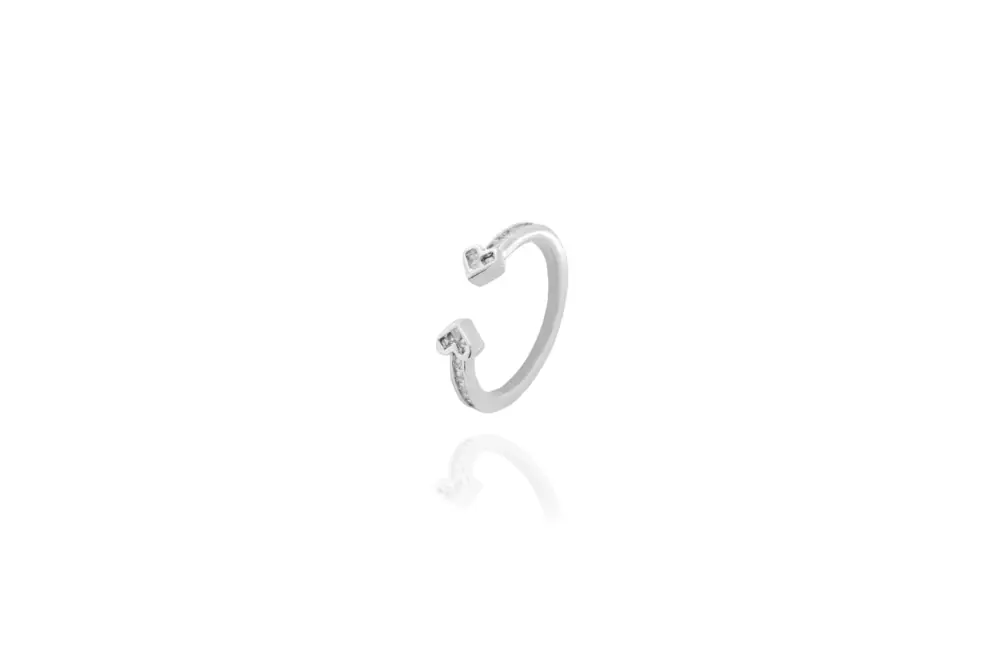 Dova ring